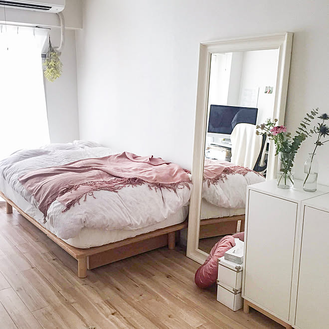 ミラー ピンク ホワイトナチュラル シンプルインテリア 1k 8畳 などのインテリア実例 03 01 15 39 16 Roomclip ルームクリップ ミラー ピンク ホワイトナチュラル シンプルインテリア 1k 8畳 などのインテリア実例 03 01 15 39 16 Roomclip ルームクリップ