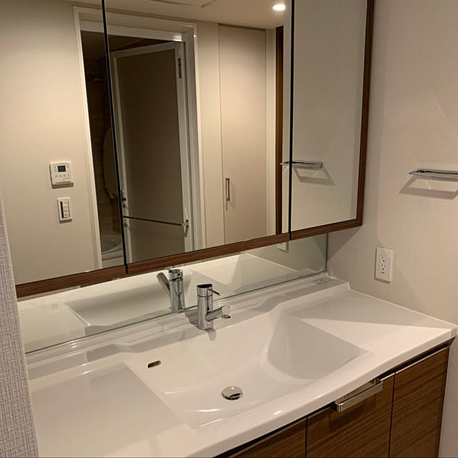 新築マンション Sharp バス トイレ バス 洗面台 などのインテリア実例 01 13 23 56 08 Roomclip ルームクリップ