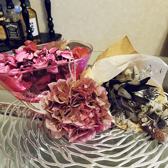 机 ドライフラワーのある暮らし ダイソー 100均 ポプリ などのインテリア実例 21 11 21 13 46 49 Roomclip ルームクリップ