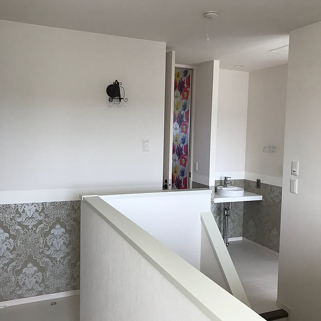 壁 天井 腰壁風壁紙 廊下 建築中 ダイワハウス などのインテリア実例 18 08 08 18 06 15 Roomclip ルームクリップ