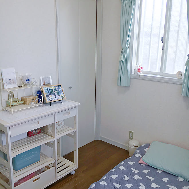 ベッド周り 寝室 4 5畳 賃貸 賃貸でも頑張る などのインテリア実例 18 10 02 21 48 16 Roomclip ルームクリップ