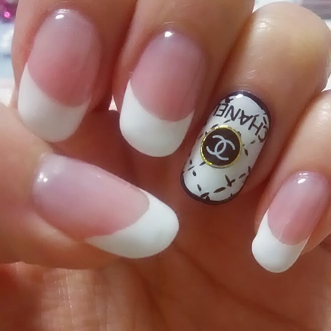 机 ピンク Chanel マイメロ キティちゃんのインテリア実例 16 02 07 12 53 34 Roomclip ルームクリップ