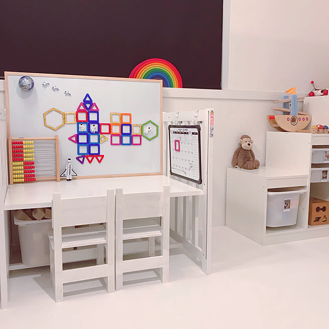 ホワイトボード 子どもと暮らす 子供部屋 Diy リメイク 学習机 などのインテリア実例 01 09 00 30 38 Roomclip ルームクリップ