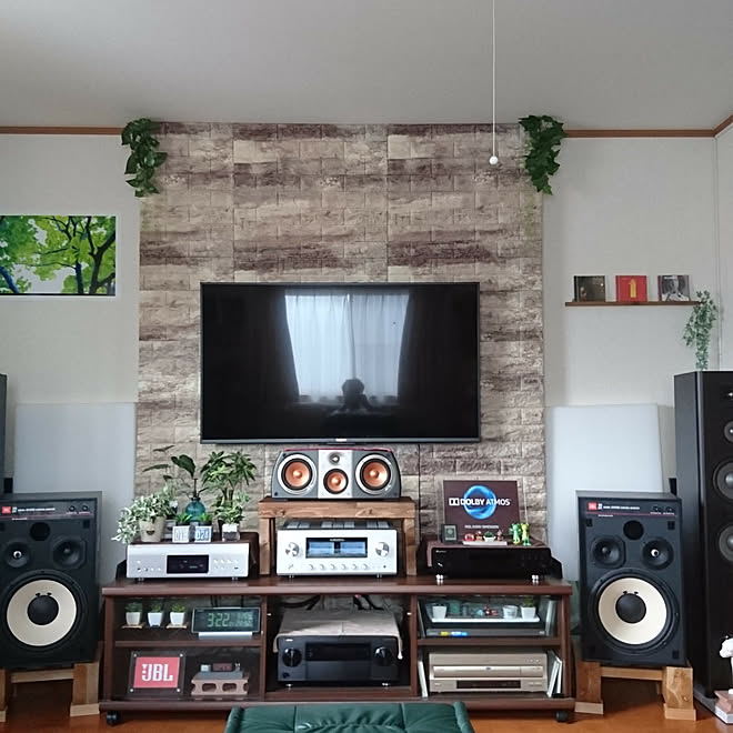 部屋全体/JBL/SONY 4Kテレビ/ドルビーアトモス/7.1.2ch...などのインテリア実例 2018
