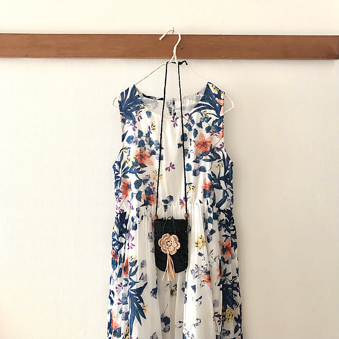 スマホカバー マニラ麻 手編み ミモザのワンピース ワンピース などのインテリア実例 21 07 13 11 03 37 Roomclip ルームクリップ