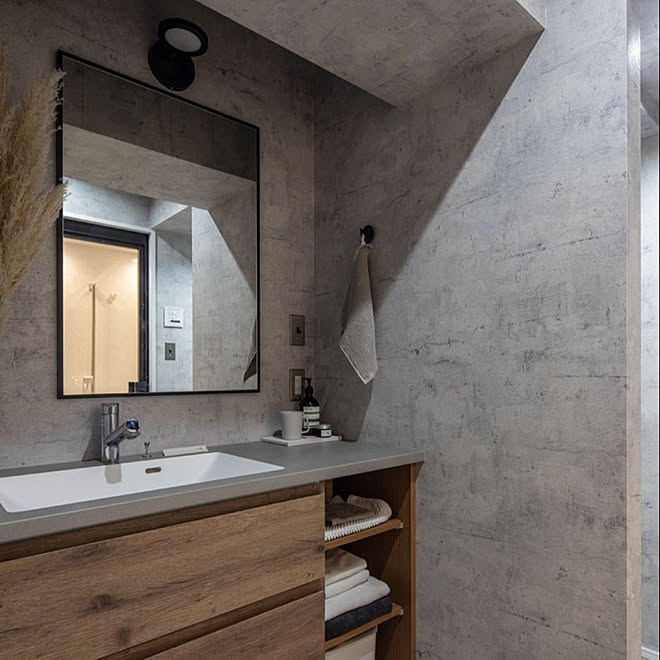 オールハウス広島 リノベーションオールハウス コダリノ広島 アイカスタイリッシュカウンター 洗面所 などのインテリア実例 06 26 09 44 18 Roomclip ルームクリップ