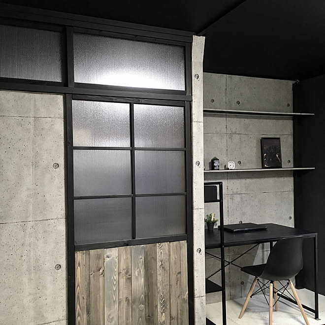 天井 Diy マスキングテープ 天井 黒 団地 Mt Casa などのインテリア実例 18 04 06 33 10 Roomclip ルームクリップ
