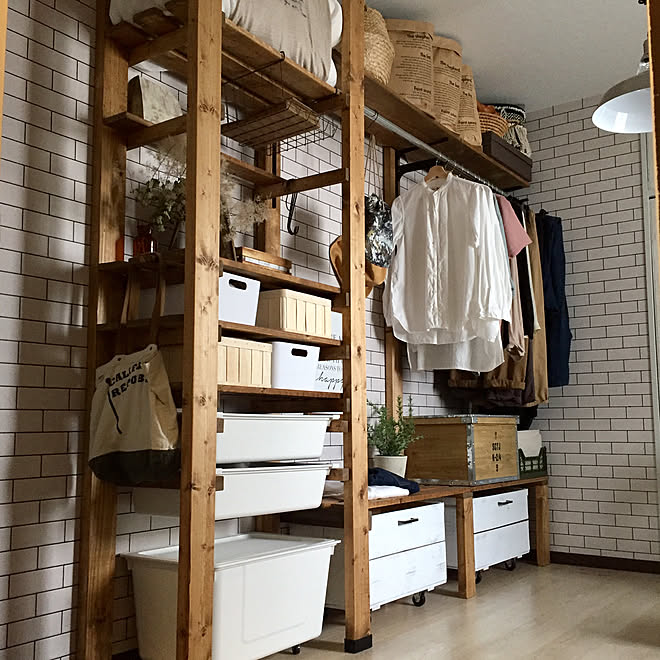 Ikeaの収納ケース 2 4材利用 見せる収納 壁面収納 ラブリコでdiy などのインテリア実例 19 08 12 13 33 08 Roomclip ルームクリップ Ikeaの収納ケース 2 4材利用 見せる収納 壁面収納 ラブリコでdiy などのインテリア実例 19 08 12 13 33 08 Roomclip ルームクリップ