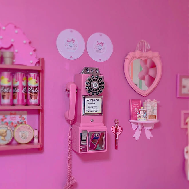 電話 ヴィンテージ レトロ ファンシー ピンクの壁 などのインテリア実例 22 02 12 36 19 Roomclip ルームクリップ