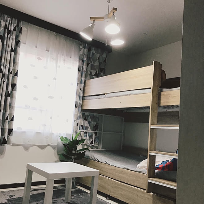 北欧インテリア 3段ベット 子供部屋 インスタ Momorin1128 ベッド周りのインテリア実例 21 12 11 09 05 06 Roomclip ルームクリップ