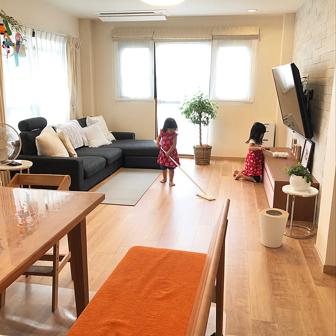 2歳 4歳 子供のいる暮らし Dフロア メープル リビング などのインテリア実例 19 07 22 22 19 37 Roomclip ルームクリップ 2歳 4歳 子供のいる暮らし Dフロア メープル リビング などのインテリア実例 19 07 22 22 19 37 Roomclip ルームクリップ