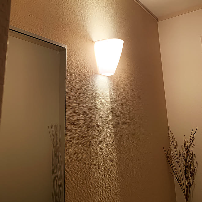アクセントクロス ベージュ アクセントクロス トイレ トイレの壁 トイレ照明 などのインテリア実例 19 08 03 22 49 12 Roomclip ルームクリップ アクセントクロス ベージュ アクセントクロス トイレ トイレの壁 トイレ照明 などのインテリア実例 19 08 03 22 49 12 Roomclip ルームクリップ