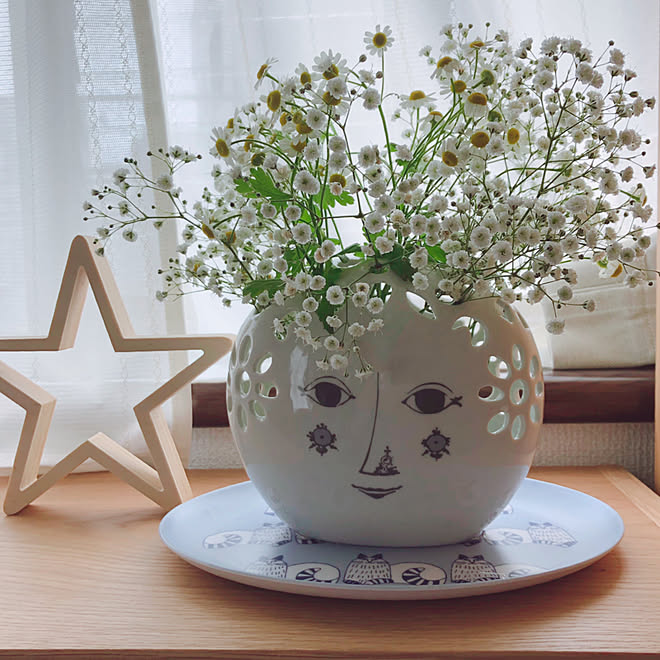 ビヨン ヴィンブラッド フラワーベース 棚 かすみ草のインテリア実例 19 03 11 22 15 58 Roomclip ルームクリップ