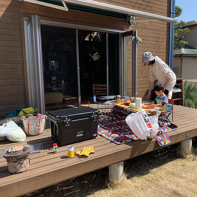 Snow Peak お庭bbq アウトドアリビング ウッドデッキ 家の中でできる事 などのインテリア実例 03 22 11 01 37 Roomclip ルームクリップ