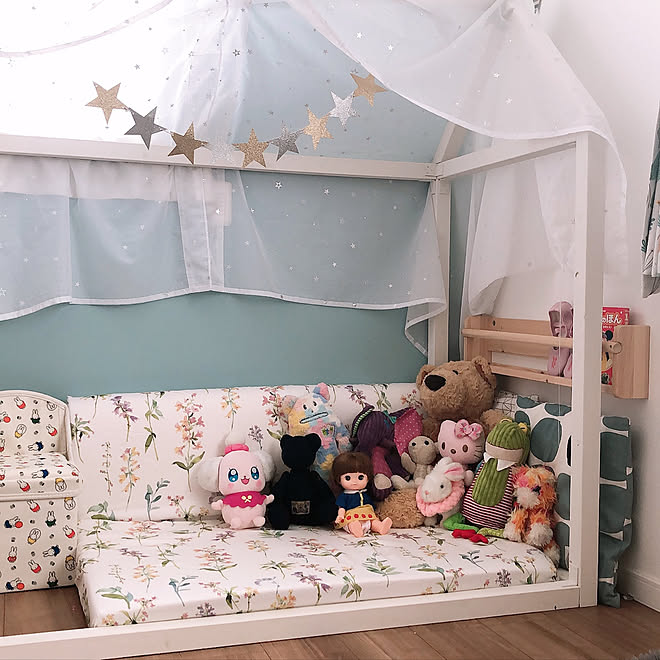 ハウス型の木枠 ニトリ 手作りソファー Diy ベッド周り などのインテリア実例 06 21 11 49 38 Roomclip ルームクリップ