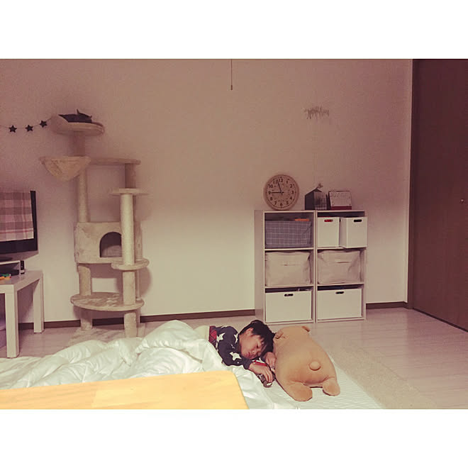 ミニマムに暮らしたい/布団生活/リビングが寝室/シンプルライフ/子供と暮らす。...などのインテリア実例 - 2020-01-21 21:06:04