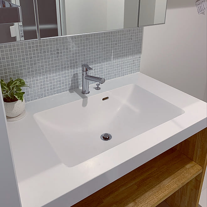 ホワイト 人工大理石 洗面台 アイカ アイカ工業 などのインテリア実例 09 24 14 09 21 Roomclip ルームクリップ