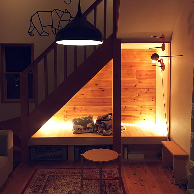 階段下 Diy Hue ライト リボン スマート家電 Philips Hue などのインテリア実例 12 29 21 41 42 Roomclip ルームクリップ