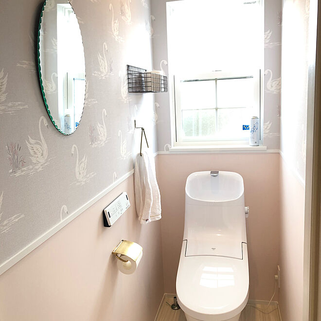 ローラアシュレイの壁紙 トイレ ナチュラル アンティーク フレンチ などのインテリア実例 19 06 16 14 36 59 Roomclip ルームクリップ