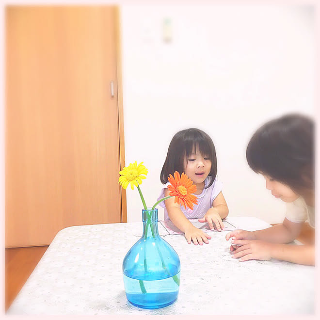 いいね、フォロー本当に感謝です♡/ニトリ テーブル/こどもと暮らす。/ニトリテーブルクロス/一輪挿し...などのインテリア実例 - 2019-09-21 16:30:40