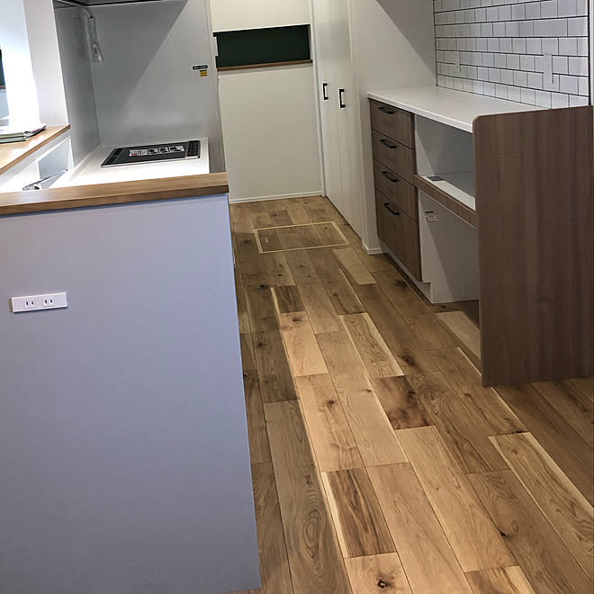 ナラ樫 Ikuta 床暖房対応 床材 キッチンのインテリア実例 01 11 21 44 Roomclip ルームクリップ