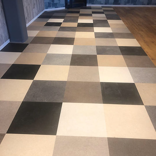 フロアタイル フロアタイルの床 内装工事 お洒落な空間 お洒落な家にしたい などのインテリア実例 12 06 11 58 54 Roomclip ルームクリップ