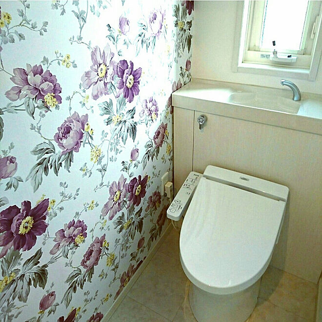 バス トイレ Toto 花柄 ローラアシュレイ ローラアシュレイの壁紙 などのインテリア実例 19 09 22 11 45 48 Roomclip ルームクリップ