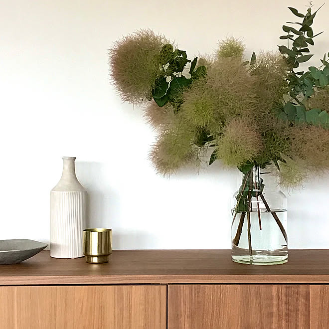 スモークツリー フラワーベース マンションインテリア シンプルインテリア モノトーンインテリア などのインテリア実例 05 31 15 17 37 Roomclip ルームクリップ スモークツリー フラワーベース マンションインテリア シンプルインテリア モノトーンインテリア などのインテリア実例 05 31 15 17 37 Roomclip ルームクリップ