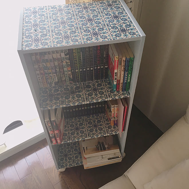 マステでイメチェン カラーボックス マンガ収納 本棚 カラーボックスリメイク などのインテリア実例 05 17 10 58 19 Roomclip ルームクリップ