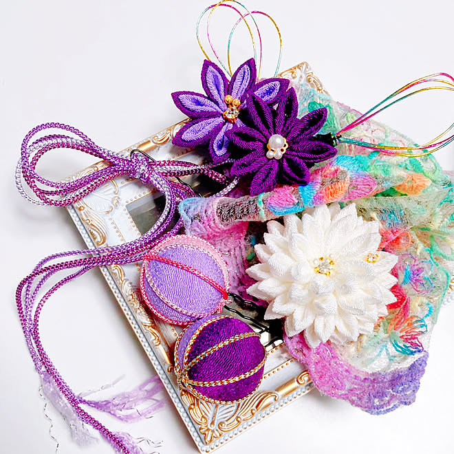 100均diy つまみ細工 ハンドメイド 手芸 和装小物 などのインテリア実例 21 09 23 02 17 07 Roomclip ルームクリップ