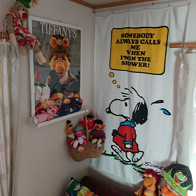 壁 天井 スヌーピー バスタオル セサミストリート セリア などのインテリア実例 08 11 13 48 53 Roomclip ルームクリップ