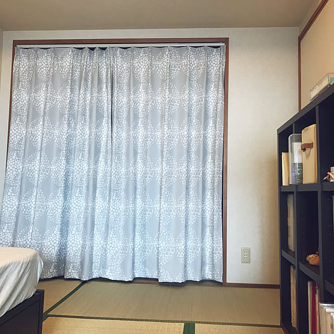 すっきりさせたい カーテン Two One Style つっぱりカーテンレール 押入れにカーテン などのインテリア実例 19 08 26 13 56 17 Roomclip ルームクリップ