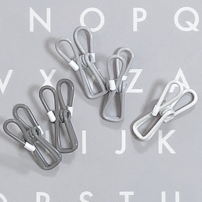 ワイヤーピンチ 白グレー セリア モノトーン雑貨 日々のカケラ などのインテリア実例 21 03 13 01 15 09 Roomclip ルームクリップ