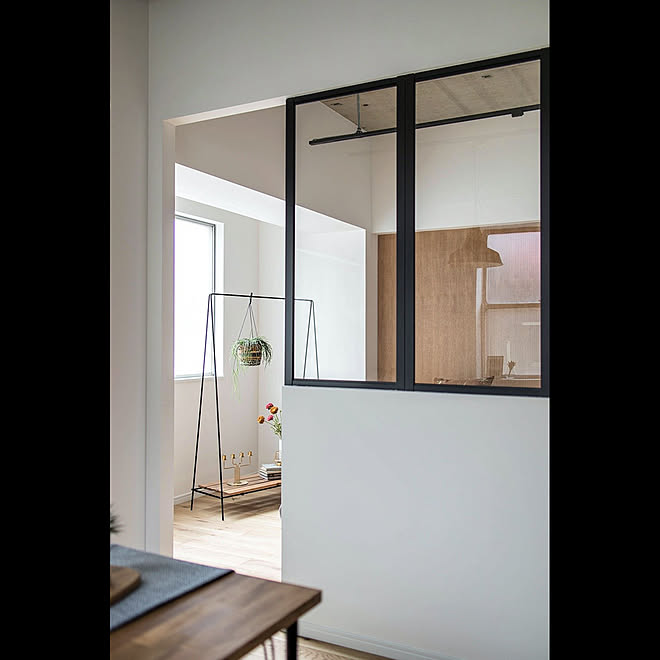 壁 天井 室内窓 デコマド ｌｉｘｉｌ マンションリノベーション などのインテリア実例 19 02 16 14 55 34 Roomclip ルームクリップ