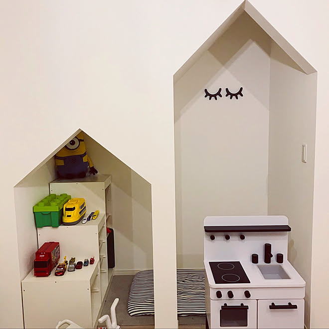 子供部屋 キッズスペース キッズスペース 階段下スペース リビングのインテリア実例 02 04 07 42 56 Roomclip ルームクリップ