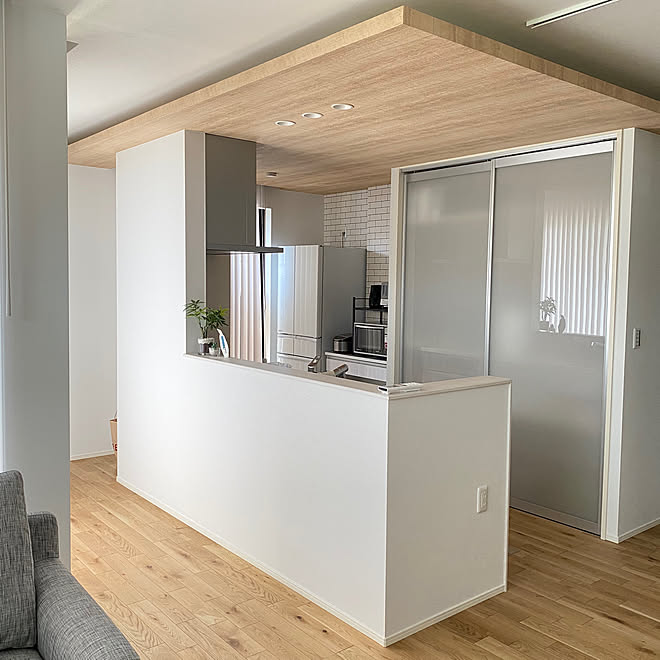 ディノス 銘木フロアーラスティック イクタ 木目調クロス アクセントクロス などのインテリア実例 08 09 10 58 21 Roomclip ルームクリップ