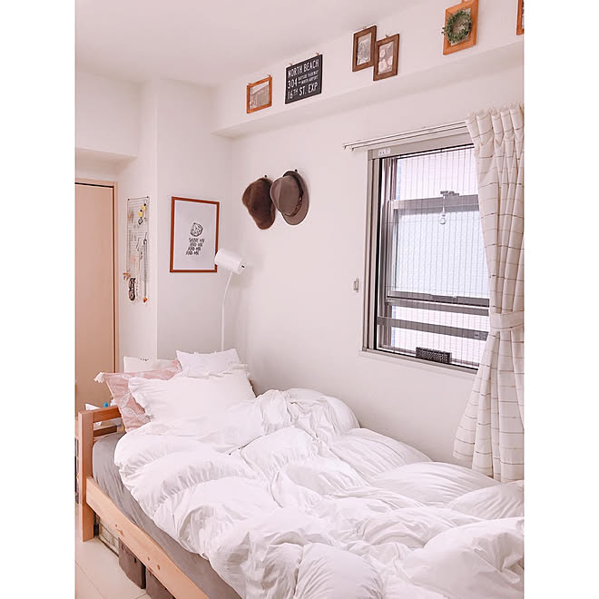 新しい枕 寝具 シングルベッド 羽毛布団 スタンドライト などのインテリア実例 06 27 03 06 Roomclip ルームクリップ 新しい枕 寝具 シングルベッド 羽毛布団 スタンドライト などのインテリア実例 06 27 03 06 Roomclip ルームクリップ