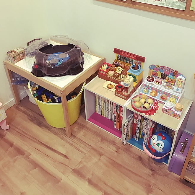 リビング マザーガーデン Lego スタジアム ベイブレード収納 などのインテリア実例 17 02 02 01 13 06 Roomclip ルームクリップ