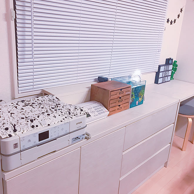 棚 リビング一角 ブラインド ケユカ 壁面収納 ケユカ などのインテリア実例 18 02 07 09 29 Roomclip ルームクリップ