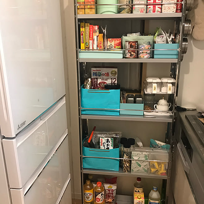 冷蔵庫横収納 冷蔵庫横スペース 隙間収納 ディノスの隙間収納 ディノス などのインテリア実例 22 02 13 22 25 03 Roomclip ルームクリップ