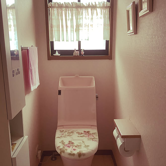 Lixilトイレ リクシルのトイレ ピンクのトイレ みて頂き有難うございます Rcの出会いに感謝 などのインテリア実例 06 19 10 24 38 Roomclip ルームクリップ
