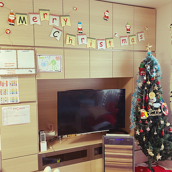 ガーランド手作り 印刷 クリスマス飾り クリスマス こどものいる暮らし などのインテリア実例 11 16 09 26 15 Roomclip ルームクリップ