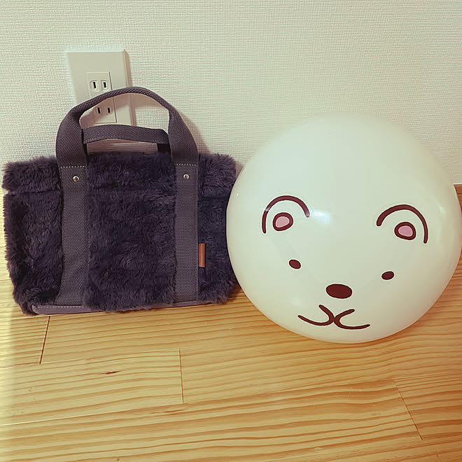 楽天スーパーセール 可愛いバランスボール 娘の運動不足解消 冬用カバン バランスボールのある暮らし などのインテリア実例 21 12 11 13 47 05 Roomclip ルームクリップ