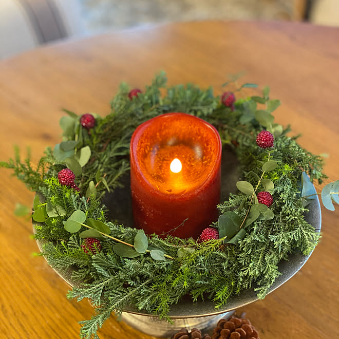 アクタス小物 クリスマス 11 17 ゴールドクレスト 好きなものに囲まれて暮らす などのインテリア実例 11 17 12 18 39 Roomclip ルームクリップ