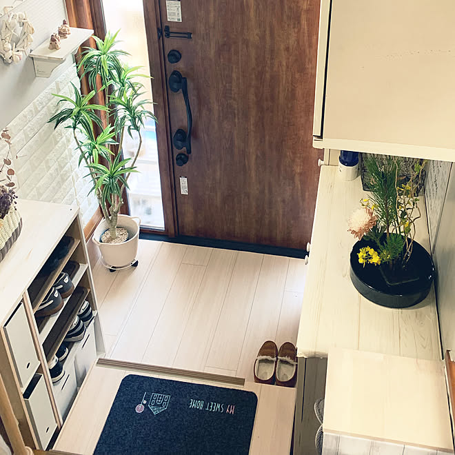 踏み台diy カラーボックス Diy ダイソークッションレンガシート 玄関diy Diy リメイク などのインテリア実例 01 11 12 27 41 Roomclip ルームクリップ 踏み台diy カラーボックス Diy ダイソークッションレンガシート 玄関diy Diy リメイク などのインテリア実例 01 11 12 27 41 Roomclip ルームクリップ