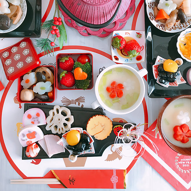 こどもおせち おせち お正月飾り こどものいる暮らし こどもと暮らす などのインテリア実例 21 01 03 14 17 01 Roomclip ルームクリップ