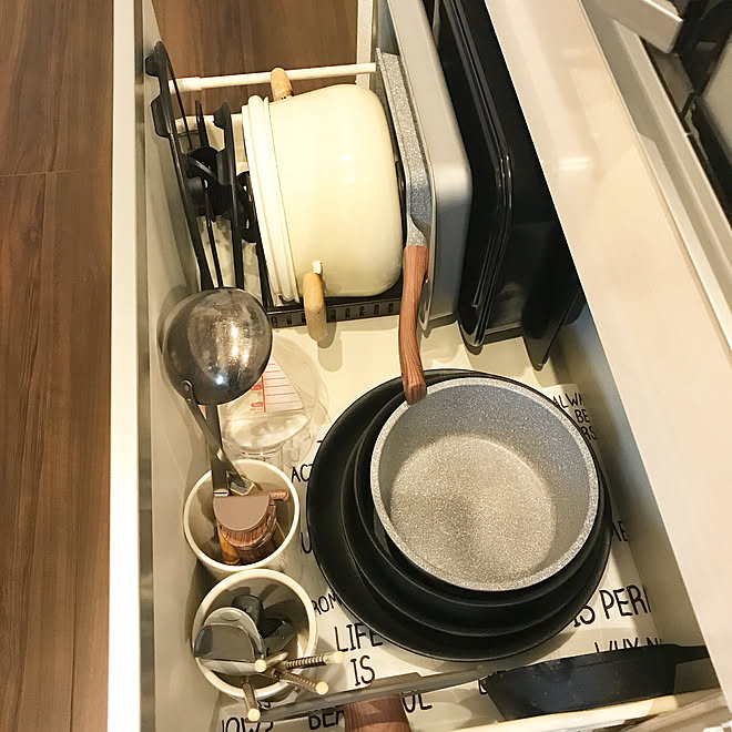 キッチン ニトリ ストーンマーブル カインズホーム ティファール などのインテリア実例 18 07 19 23 29 15 Roomclip ルームクリップ