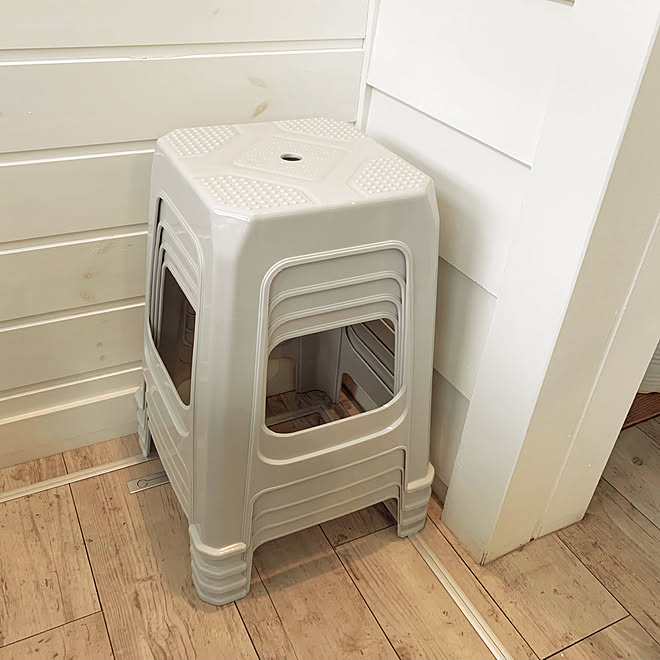 プラ製椅子 いす ダイソー ホワイトインテリア リビングのインテリア実例 2021 05 07 15 36 22 Roomclip ルームクリップ