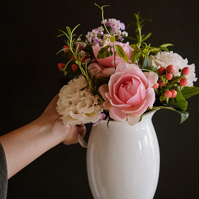 Pink Flower 花のある暮らし 野田琺瑯ピッチャー Birthday Bouquet Simple Life などのインテリア実例 10 09 13 03 25 Roomclip ルームクリップ