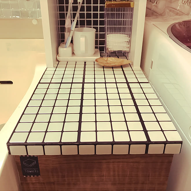 バス トイレ モザイクタイルシール リメイクシート キャンドゥ セリア などのインテリア実例 17 12 06 16 37 58 Roomclip ルームクリップ